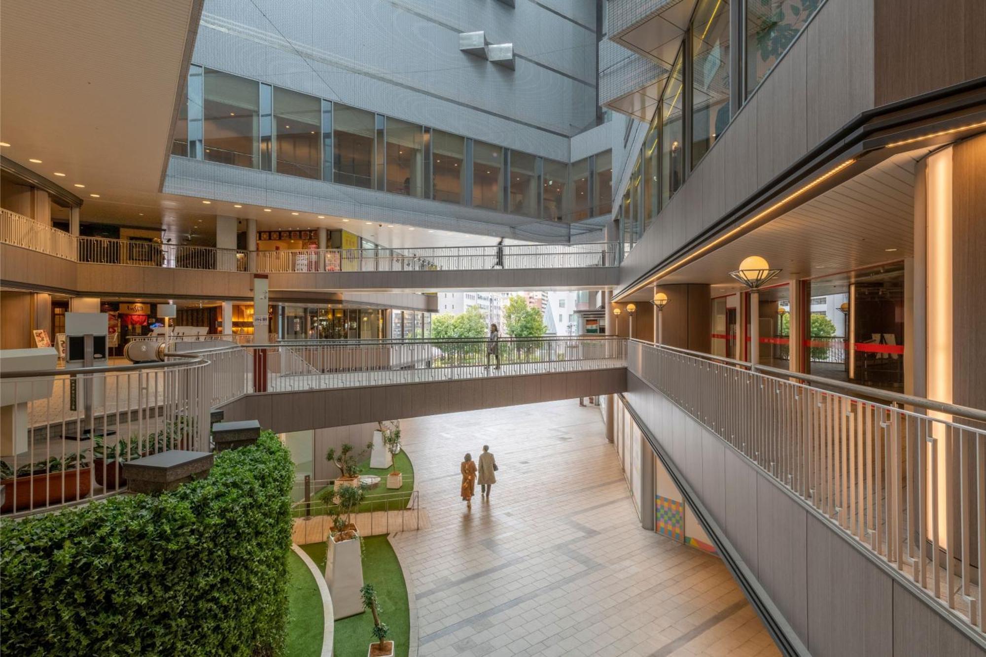 מלון Ana Crowne Plaza Kobe By Ihg מראה חיצוני תמונה The atrium of the new building