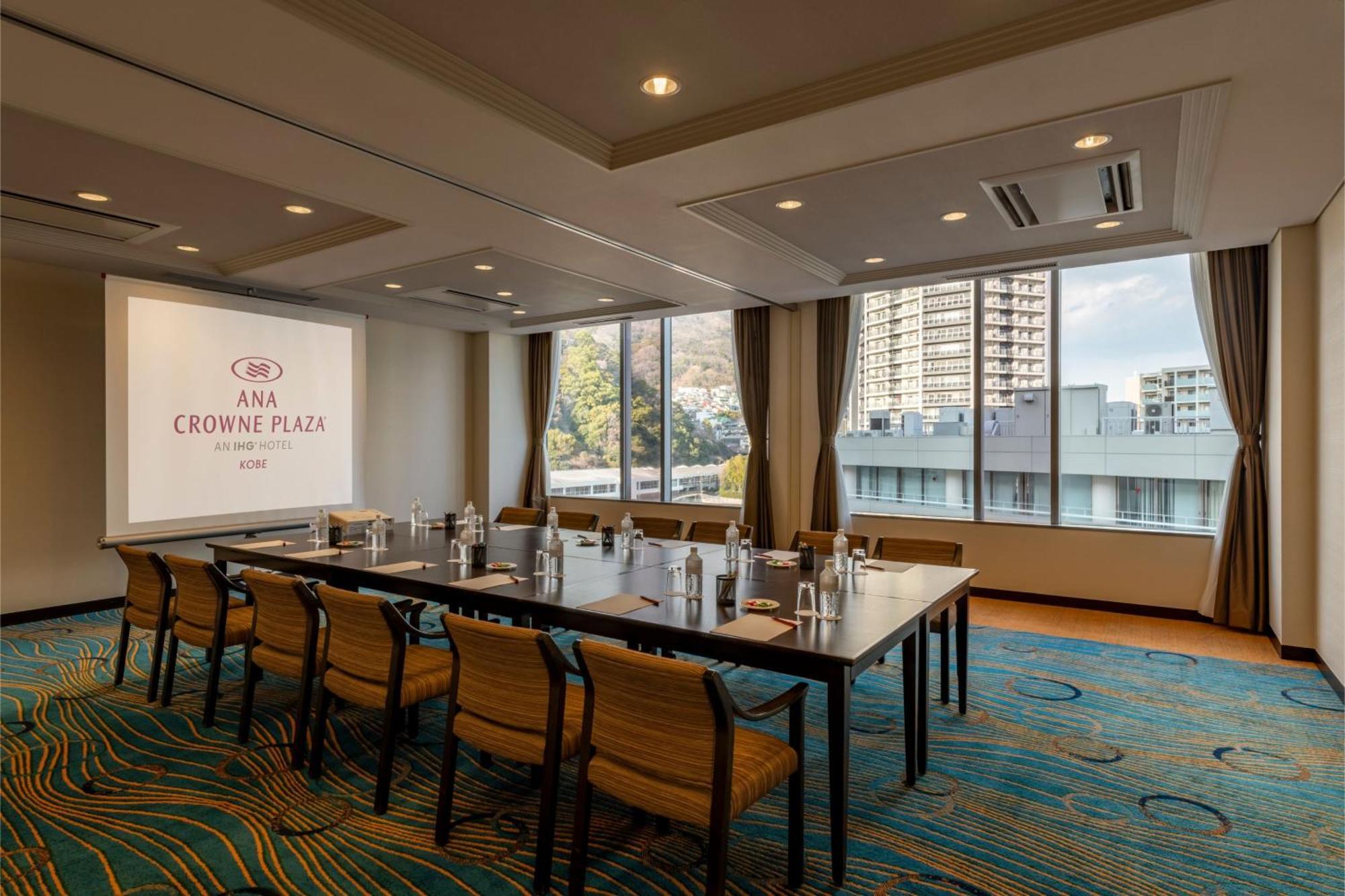 מלון Ana Crowne Plaza Kobe By Ihg מראה חיצוני תמונה Meeting room