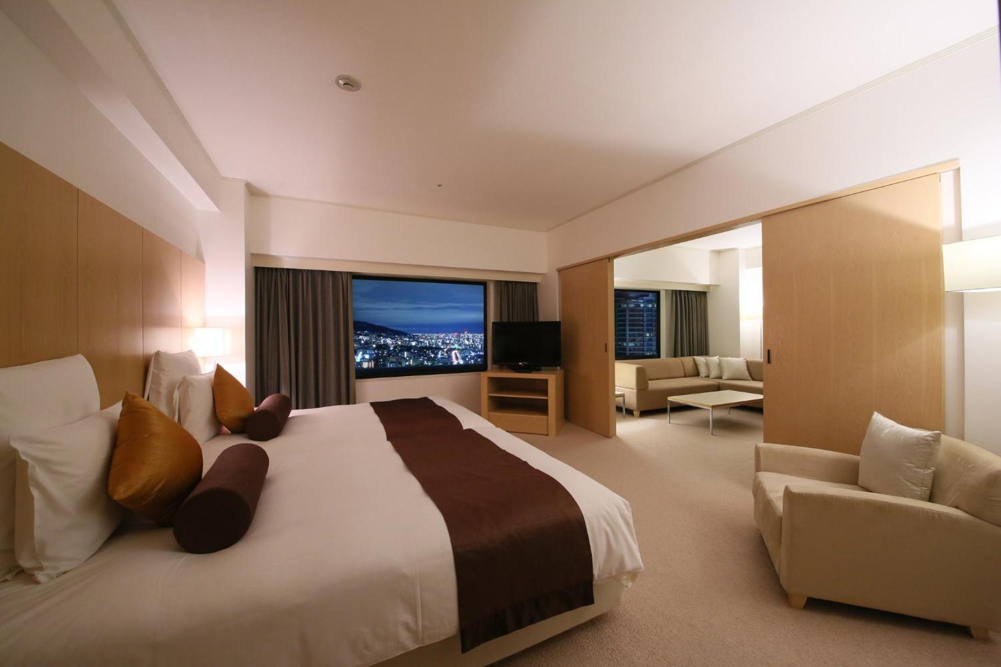 מלון Ana Crowne Plaza Kobe By Ihg מראה חיצוני תמונה
